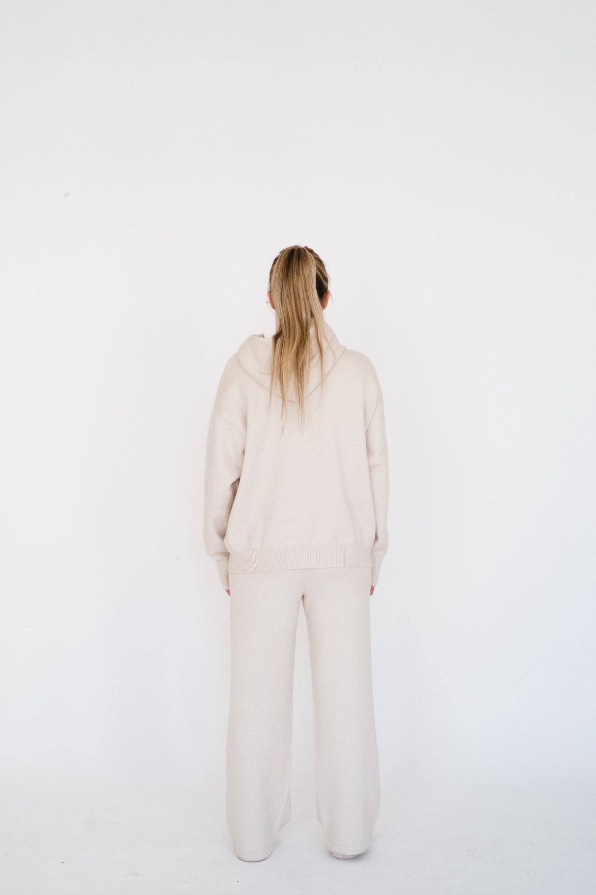 CRÈME SET - GATE 07 (UNISEX)