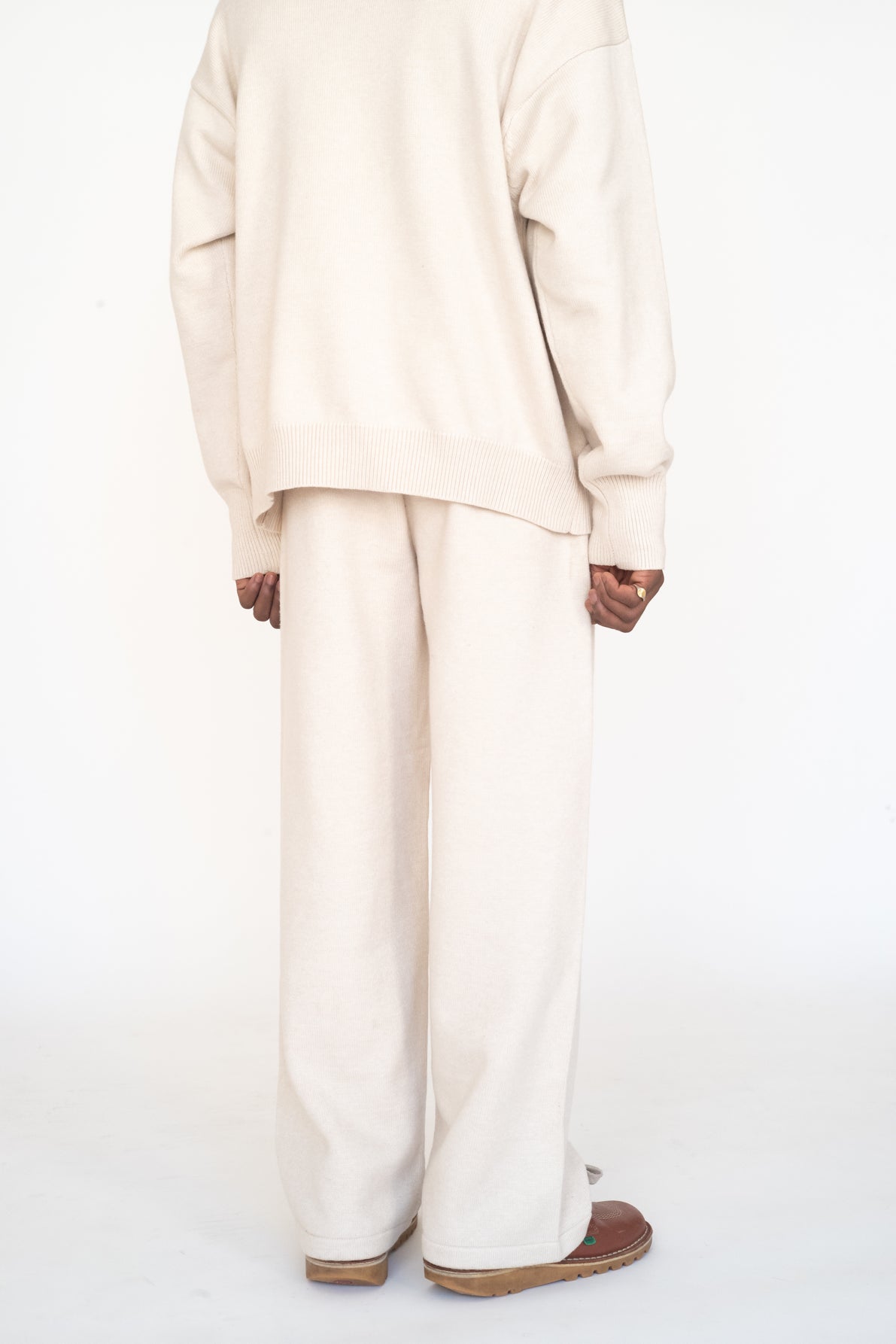 CRÈME SET - GATE 07 (UNISEX)