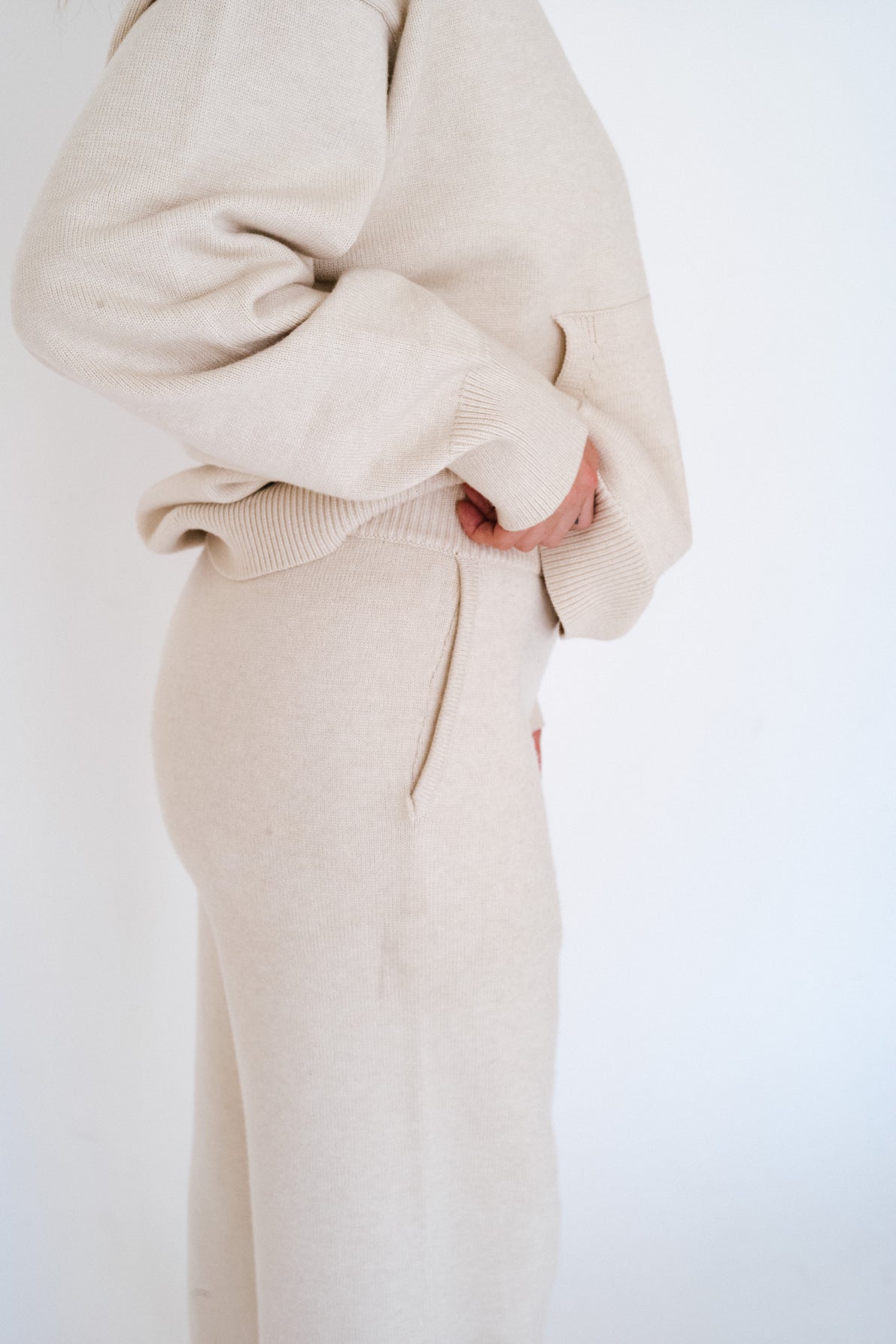 CRÈME SET - GATE 07 (UNISEX)